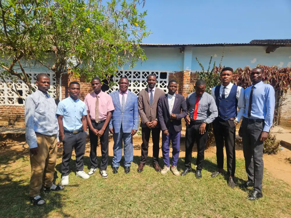 Gulu la aphunzitsi a Bright Future Private Academy ku Ntcheu